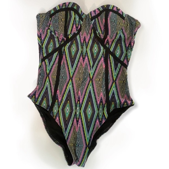 Beach Riot One Piece‎ Bathing Suit - Picture 1 of 9